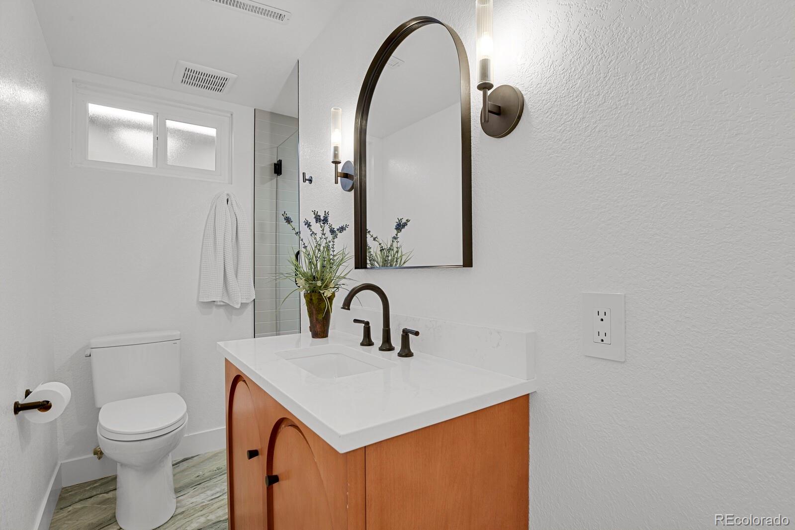 MLS Image #20 for 6620 s foresthill street,littleton, Colorado