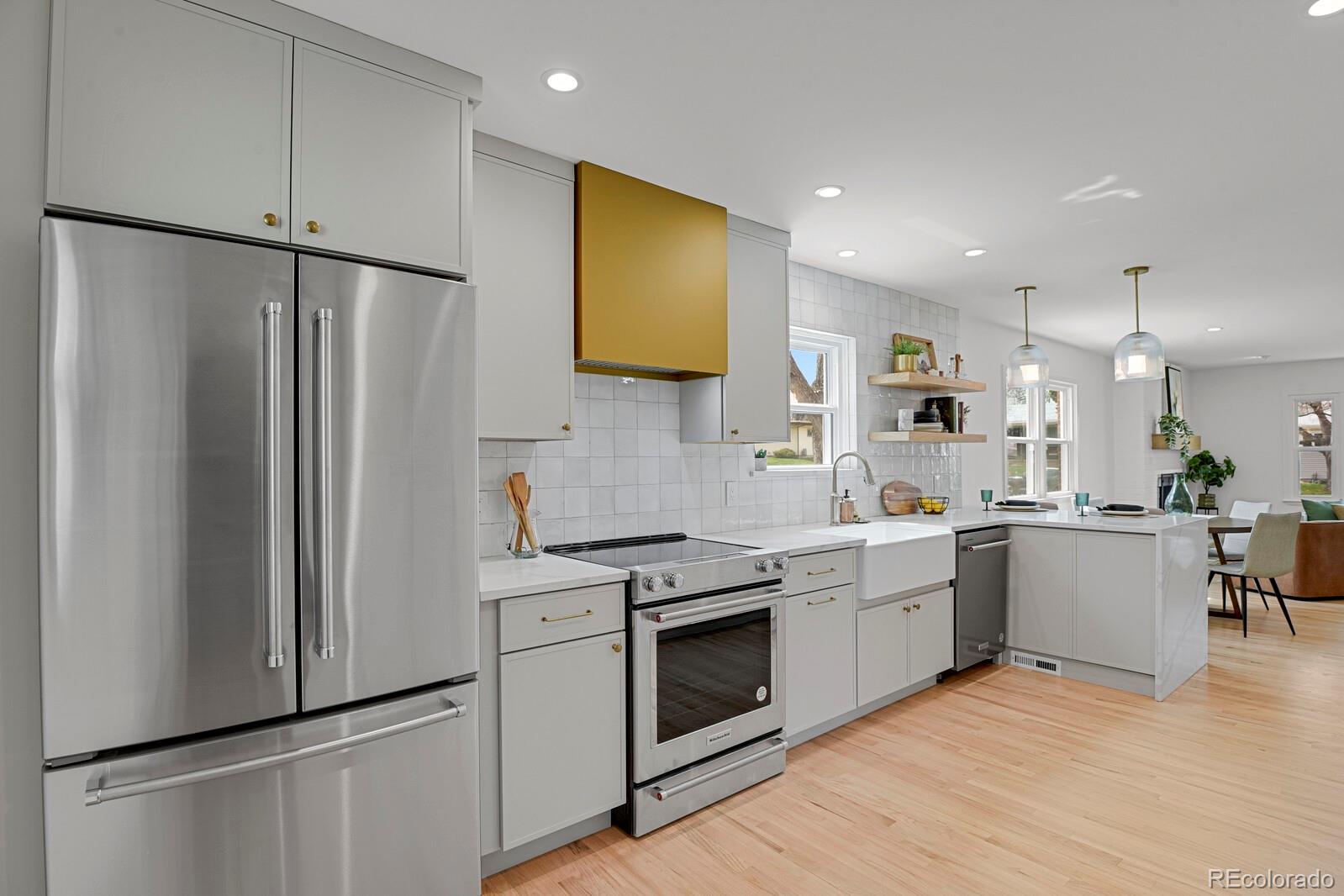 MLS Image #8 for 6620 s foresthill street,littleton, Colorado