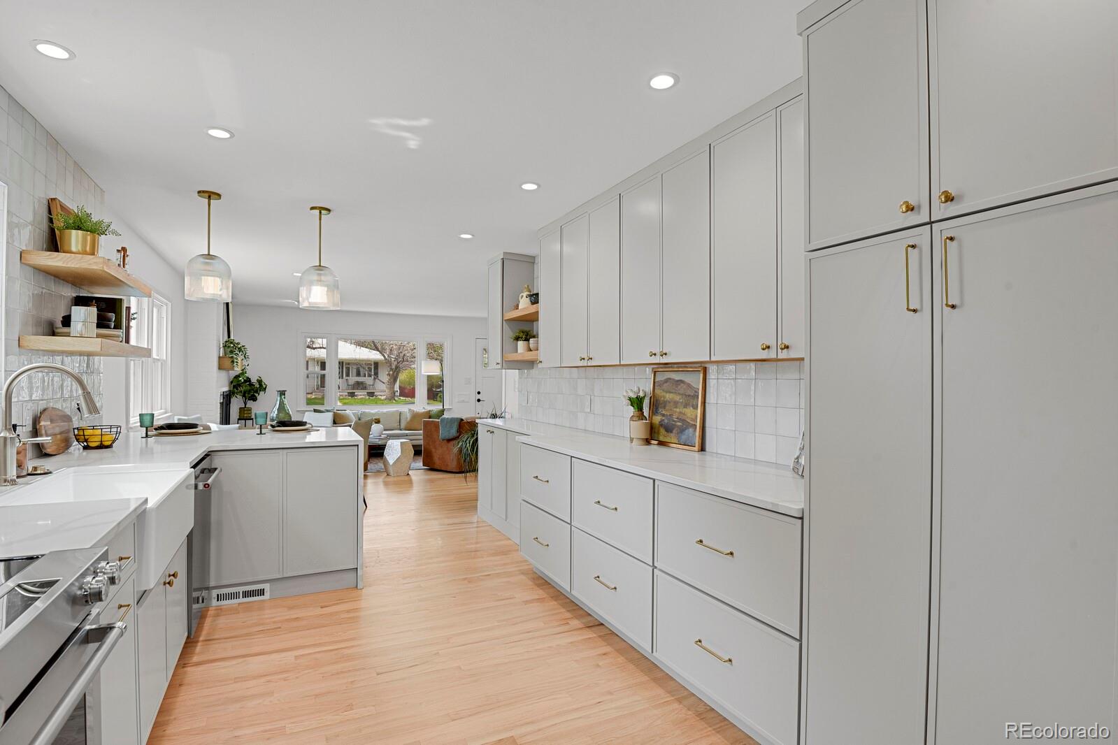 MLS Image #9 for 6620 s foresthill street,littleton, Colorado
