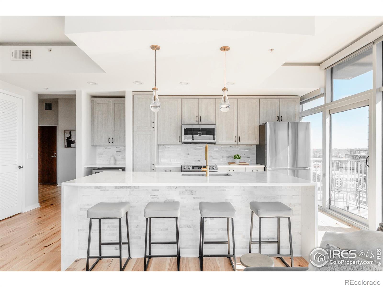 MLS Image #8 for 1700  bassett street 1808,denver, Colorado