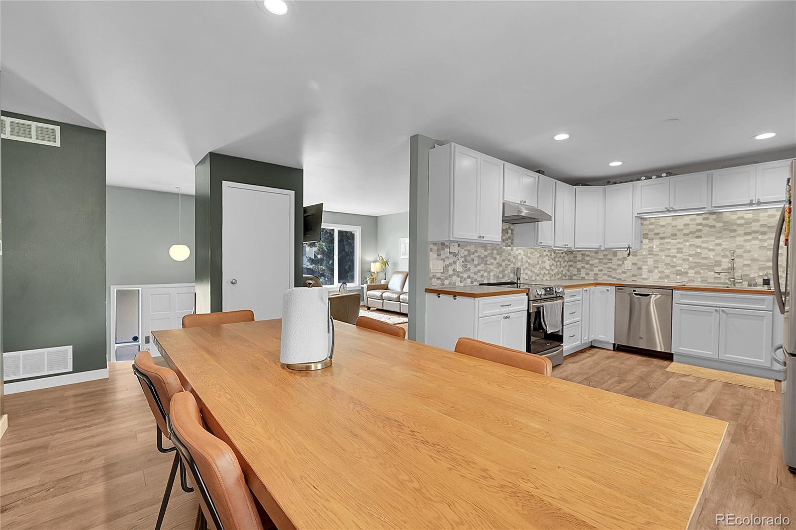 MLS Image #5 for 13233 w utah circle,lakewood, Colorado
