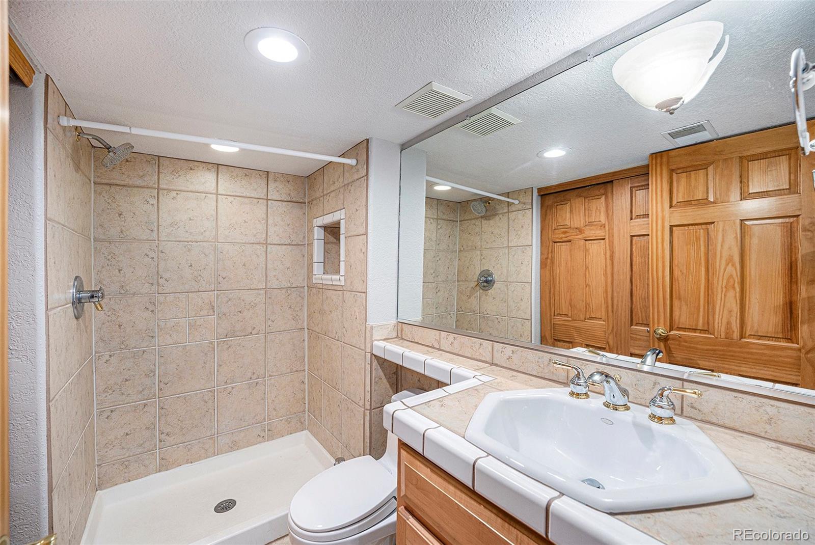 MLS Image #24 for 7285 s yukon court,littleton, Colorado