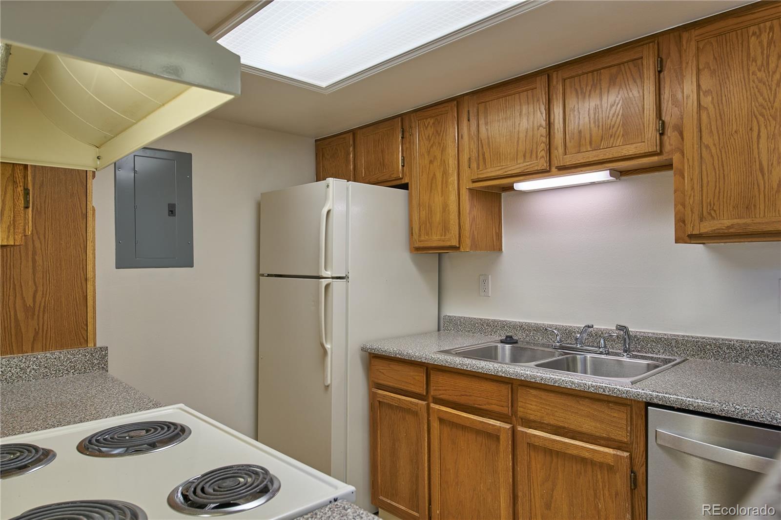 MLS Image #9 for 8600 e alameda avenue 17-203,denver, Colorado