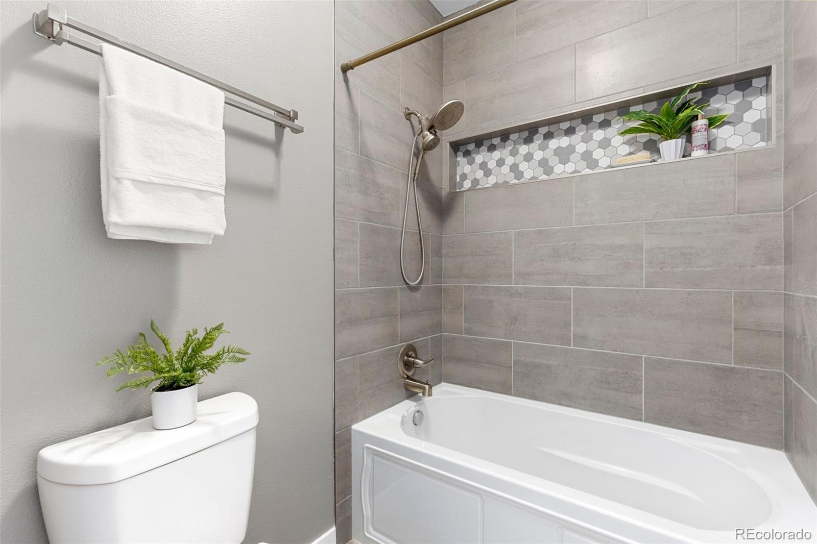 MLS Image #12 for 12935  lafayette street b,thornton, Colorado