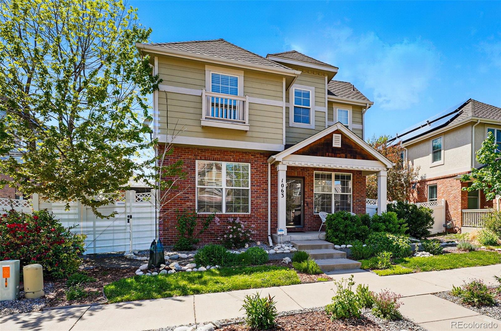 MLS Image #31 for 1063  roslyn court,denver, Colorado