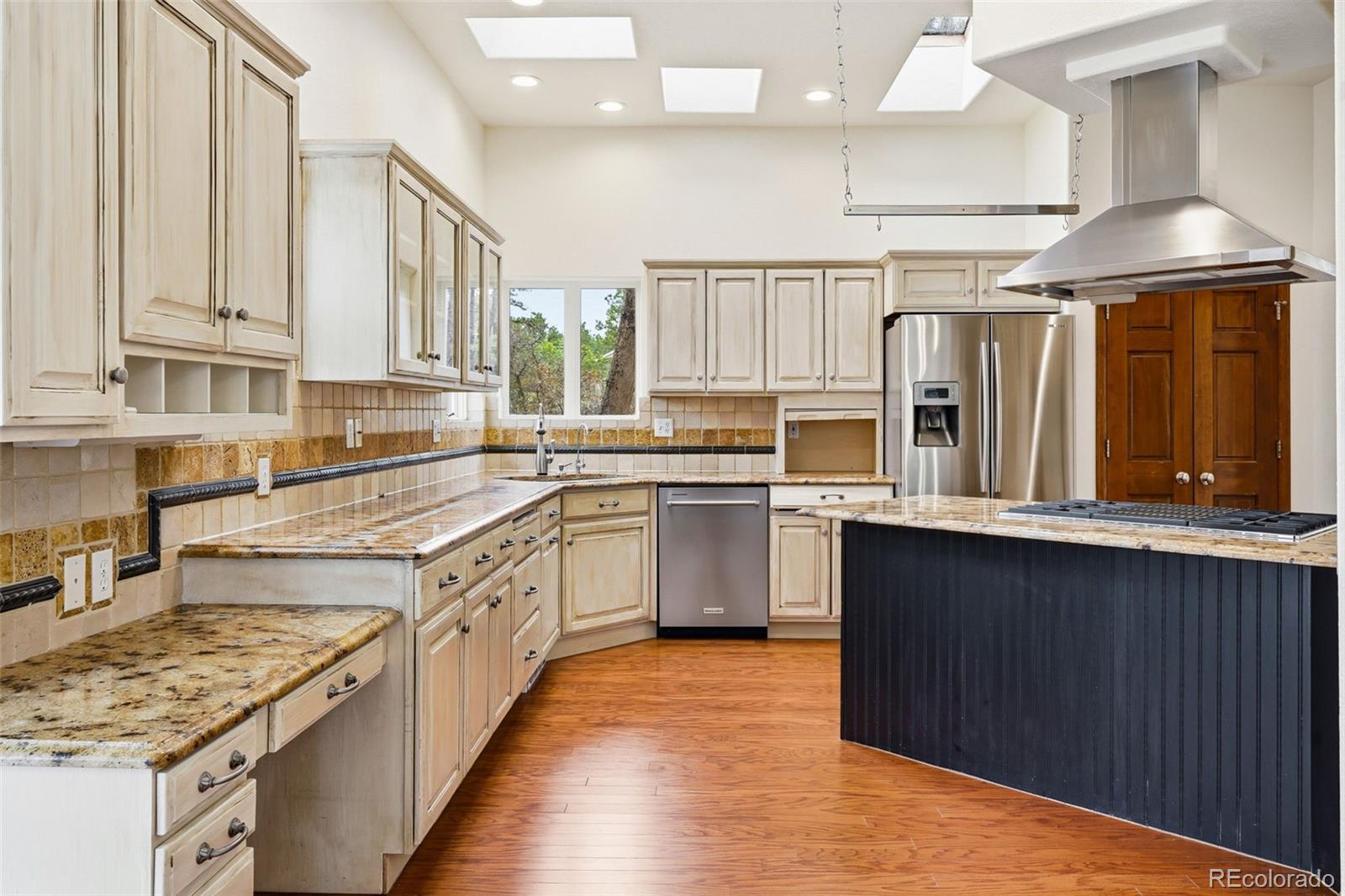 MLS Image #16 for 19640  four winds way,monument, Colorado