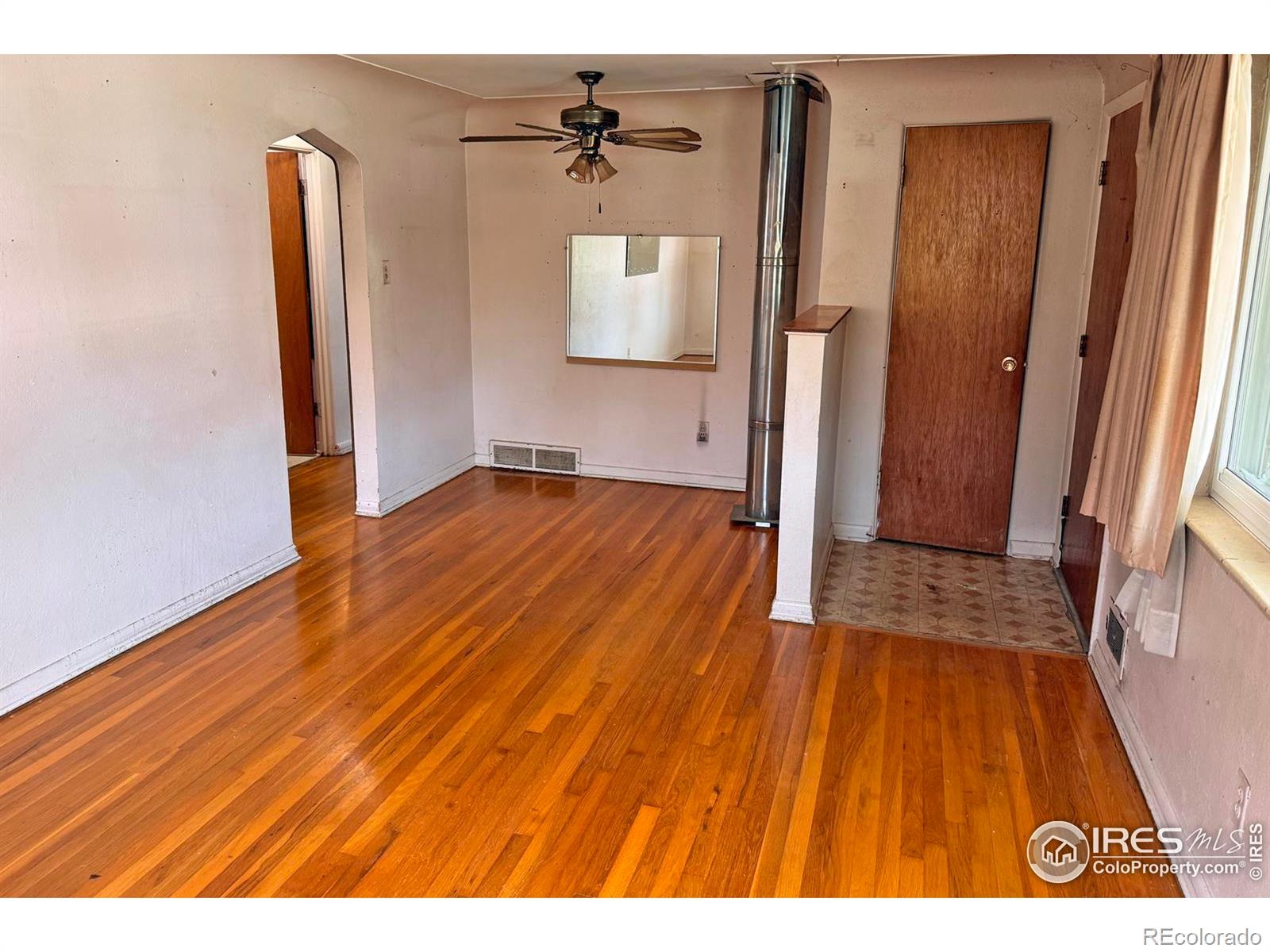 MLS Image #2 for 1633 s alcott street,denver, Colorado