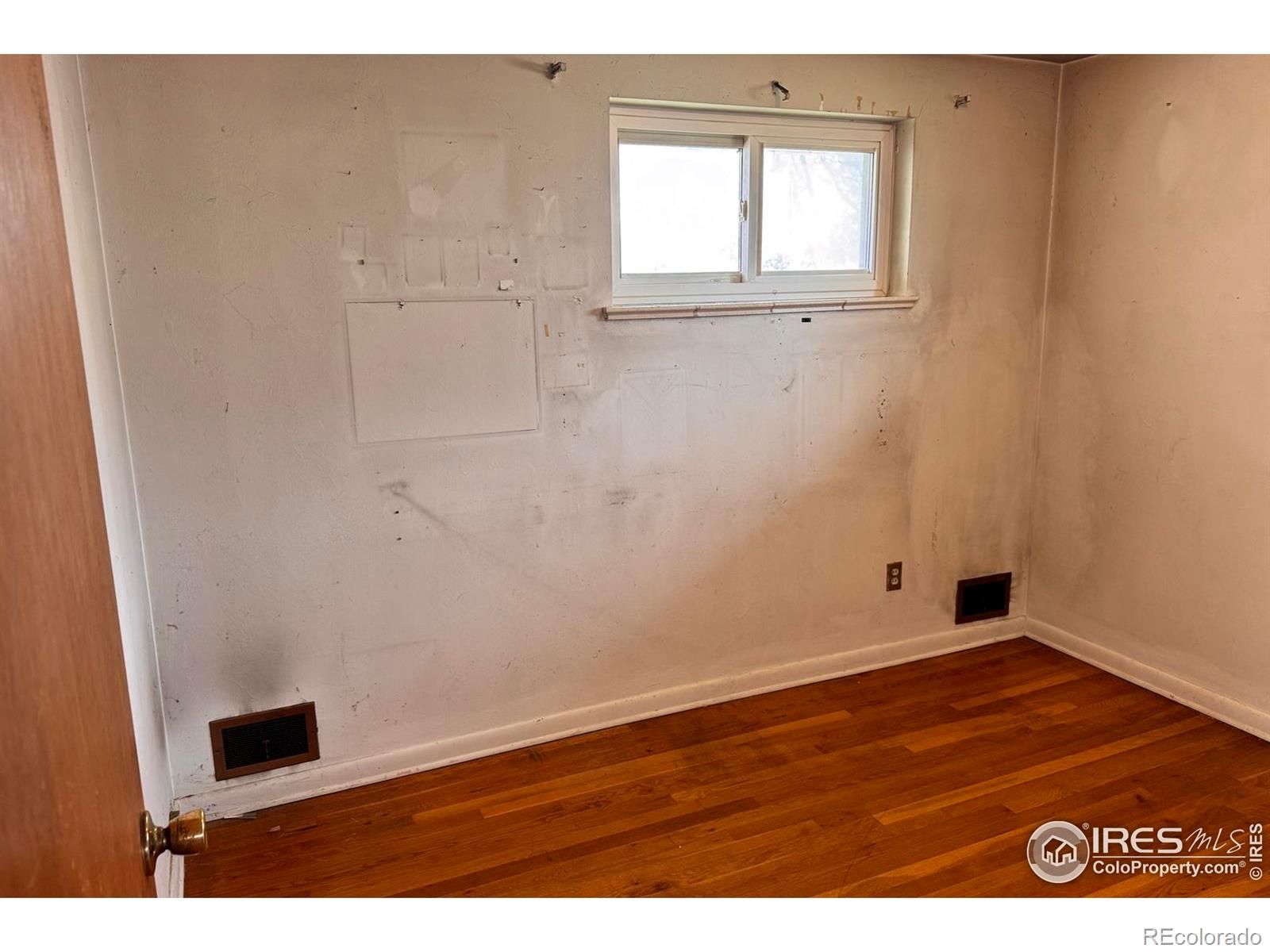 MLS Image #6 for 1633 s alcott street,denver, Colorado