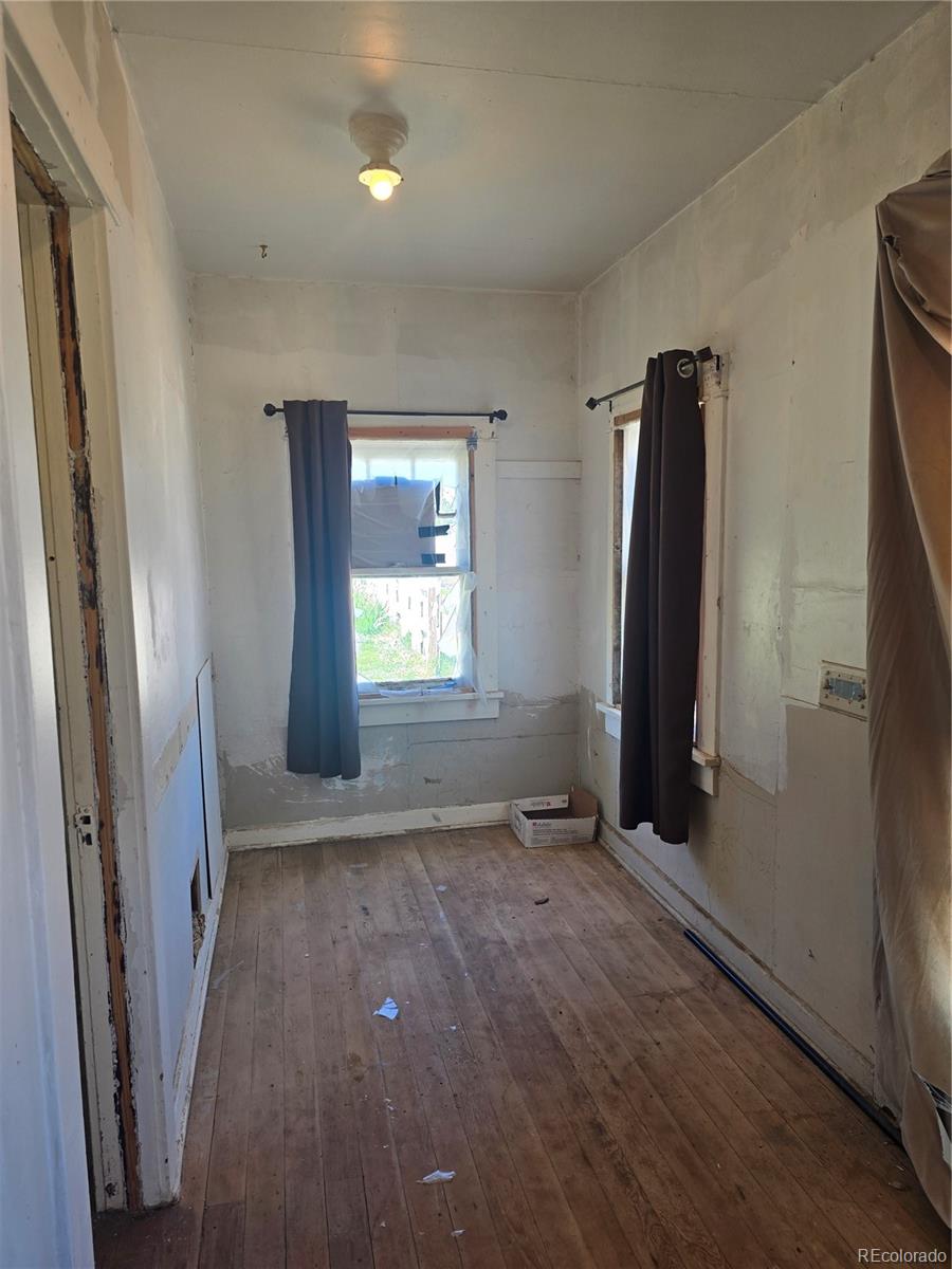 MLS Image #21 for 714  front street,arriba, Colorado