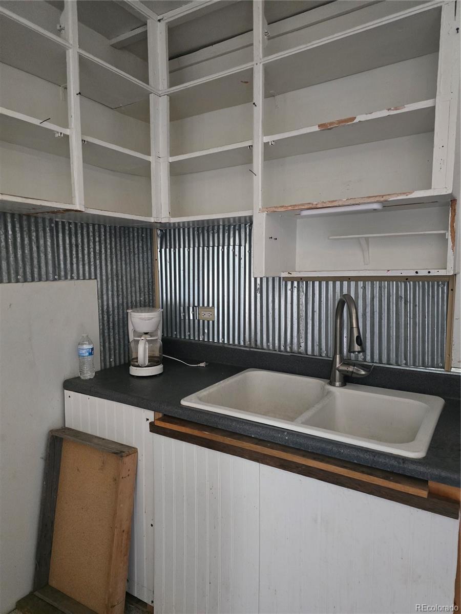 MLS Image #8 for 714  front street,arriba, Colorado