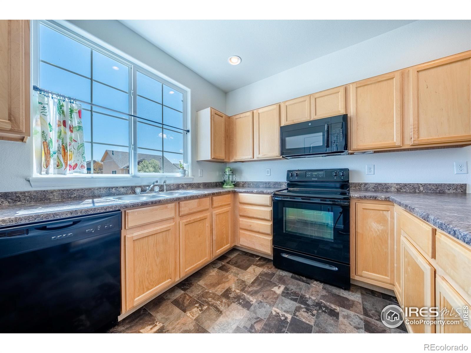 MLS Image #7 for 5659  viewpoint avenue,firestone, Colorado