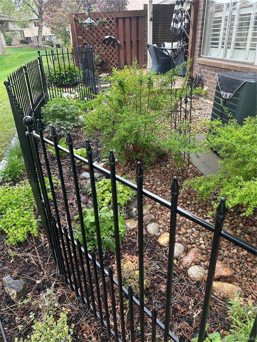 MLS Image #28 for 6917 e girard avenue,denver, Colorado