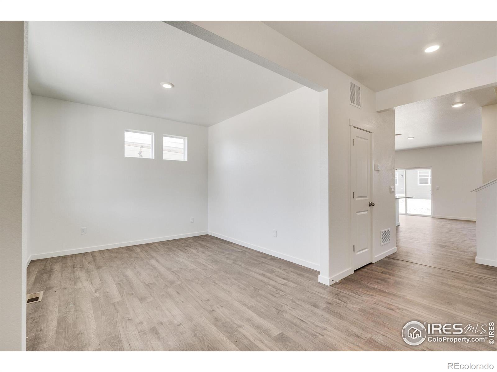 MLS Image #17 for 352  hummingbird lane,johnstown, Colorado