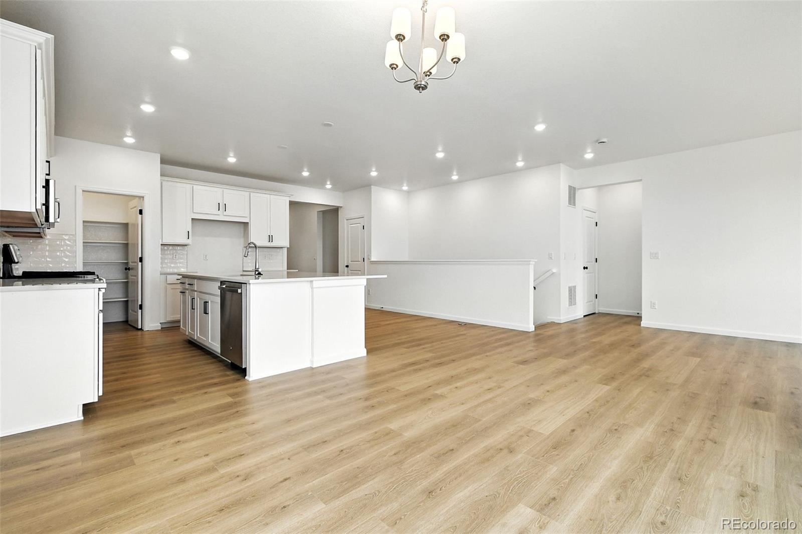 MLS Image #11 for 17075 w 92nd loop,arvada, Colorado