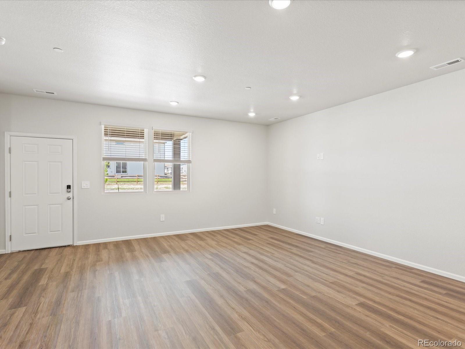 MLS Image #6 for 1618  riverplace drive,windsor, Colorado