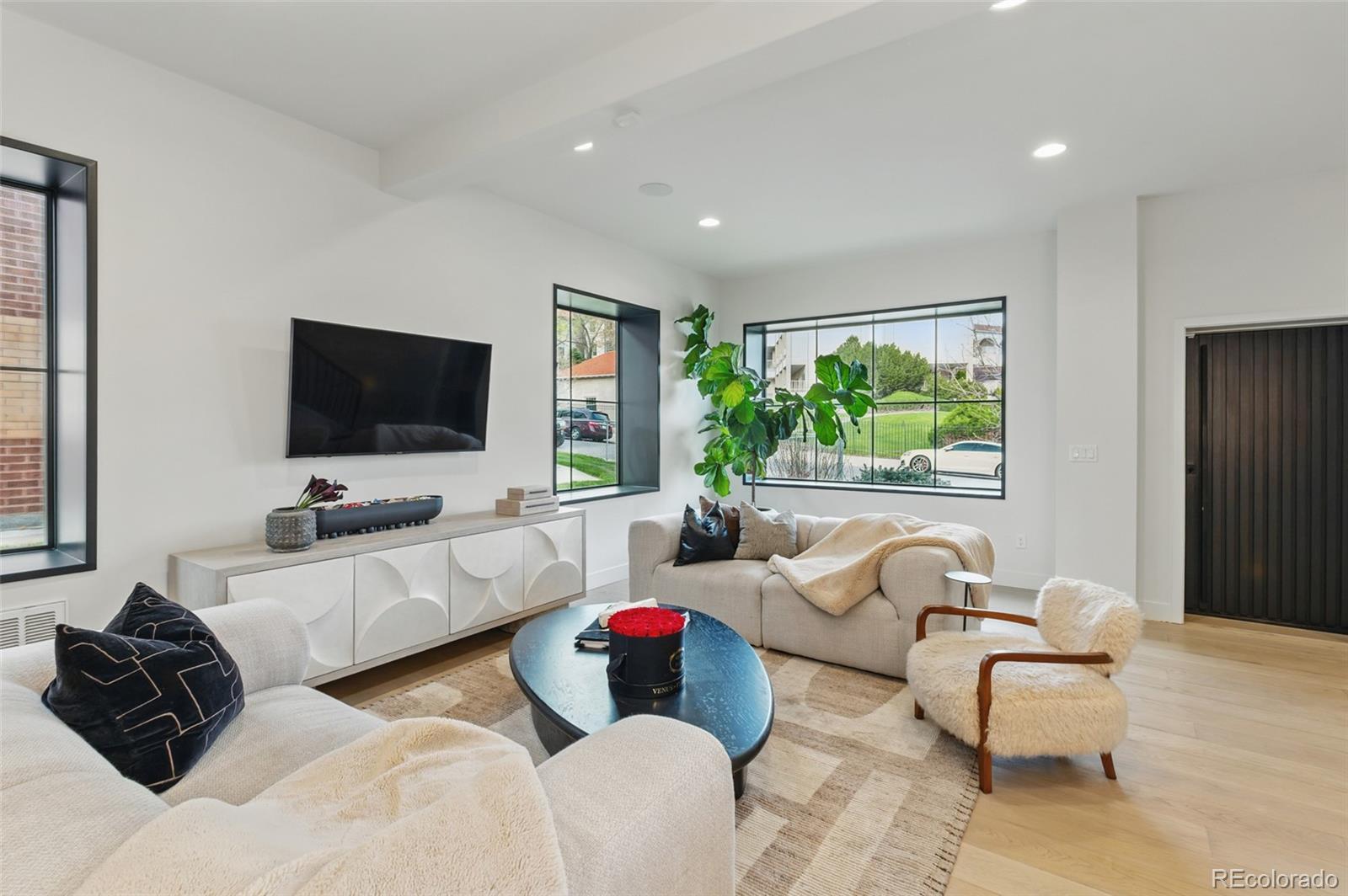 MLS Image #5 for 2921  newton street,denver, Colorado