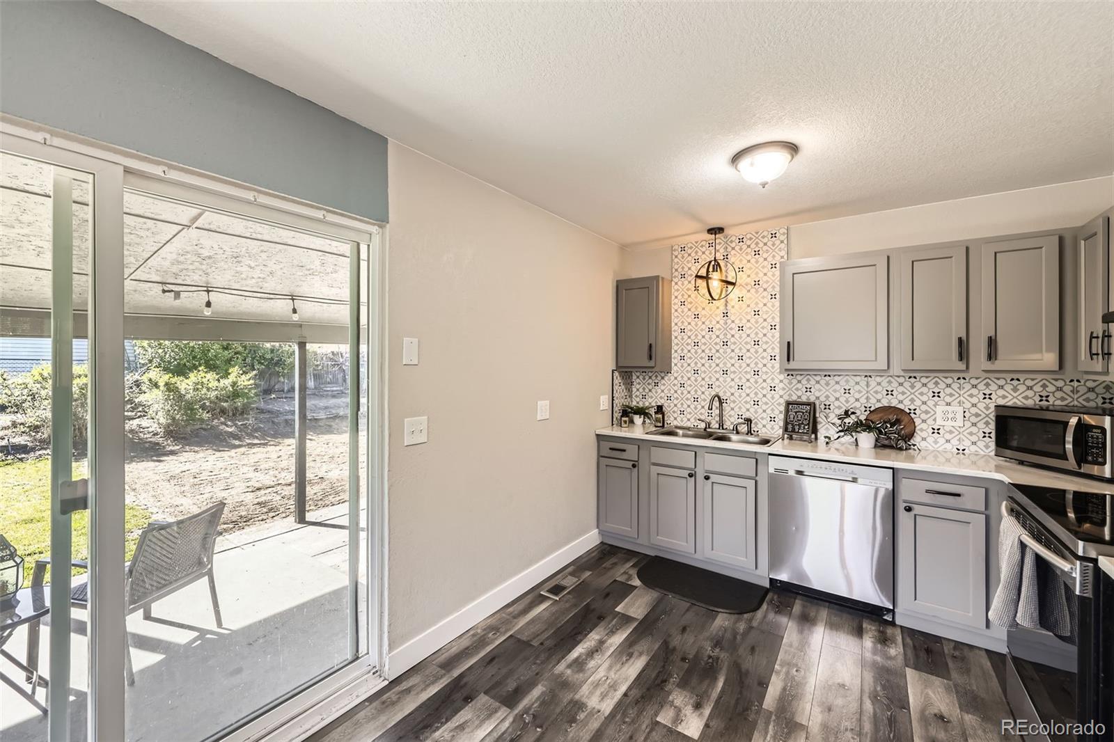 MLS Image #3 for 5222  xanadu street,denver, Colorado