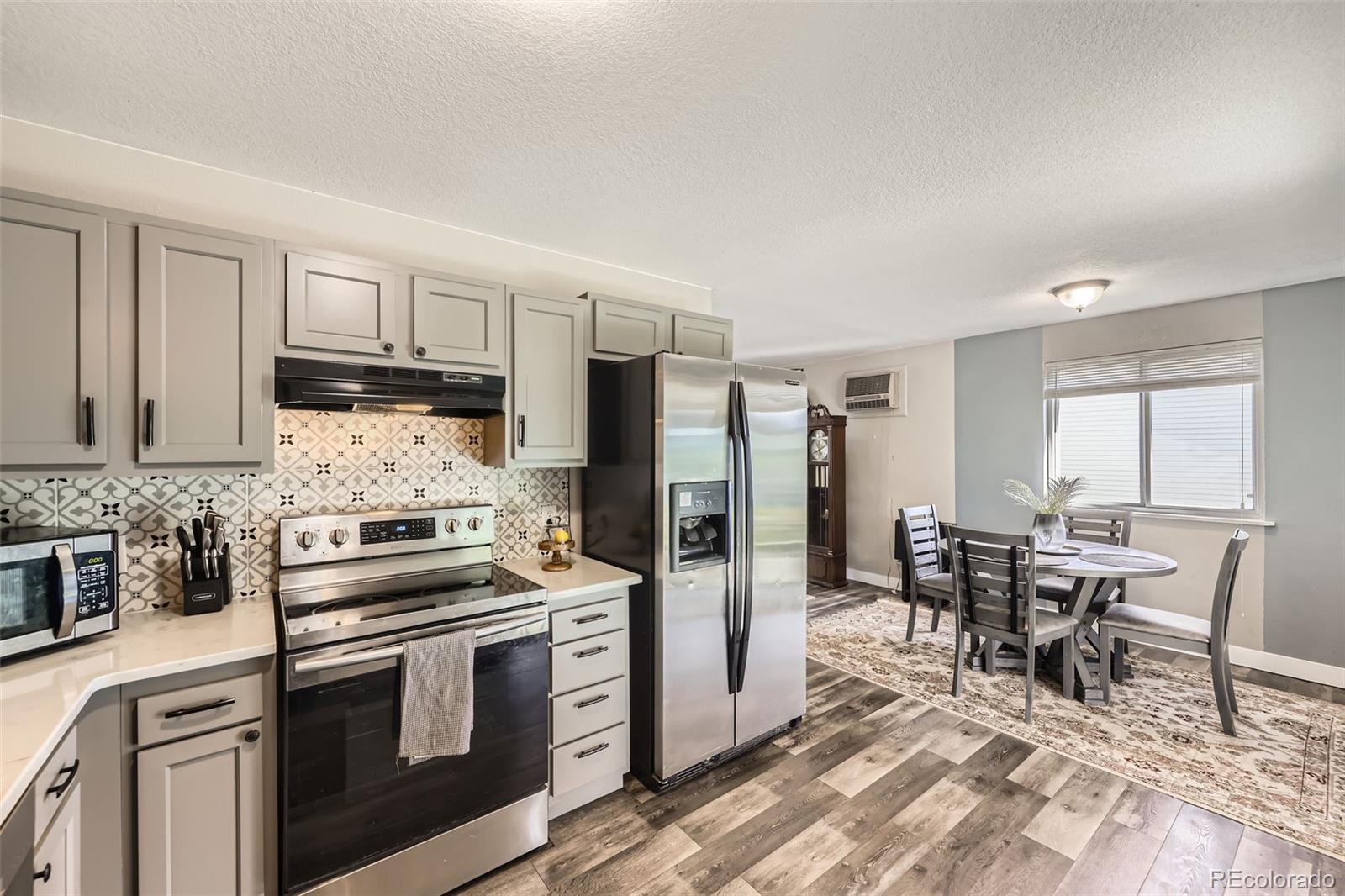 MLS Image #4 for 5222  xanadu street,denver, Colorado