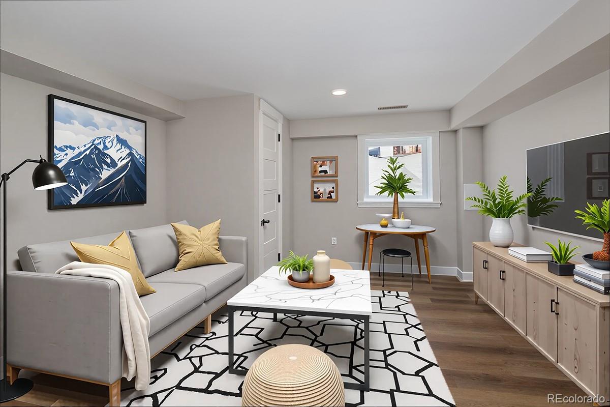 MLS Image #36 for 1050 n clarkson street,denver, Colorado