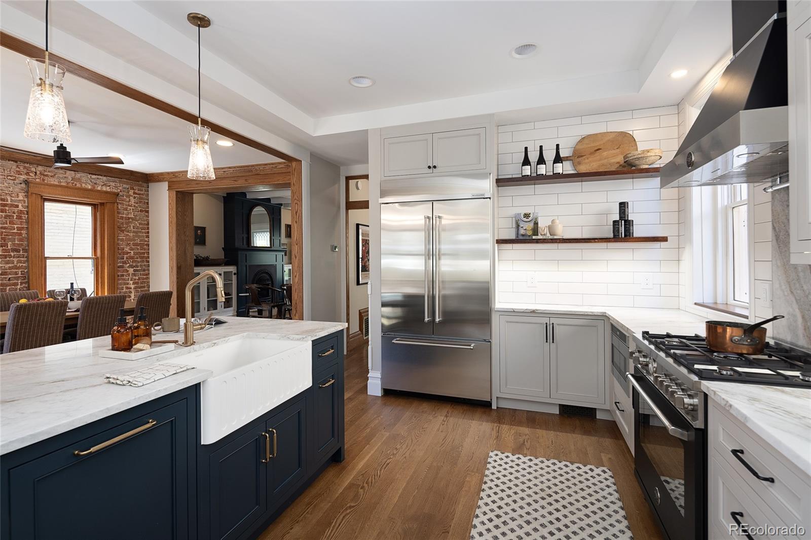 MLS Image #5 for 1050 n clarkson street,denver, Colorado