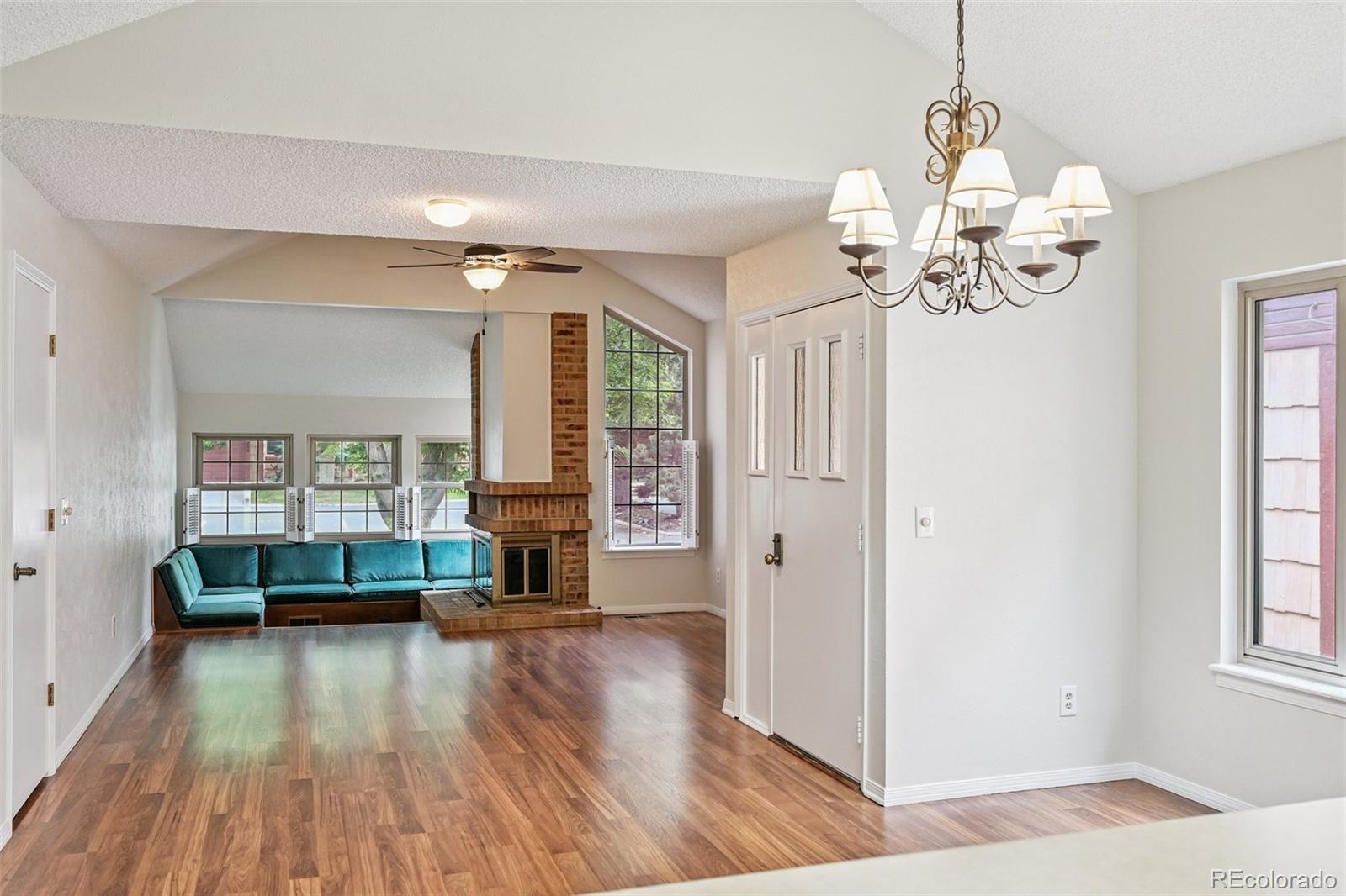MLS Image #3 for 10262 w ida avenue,littleton, Colorado