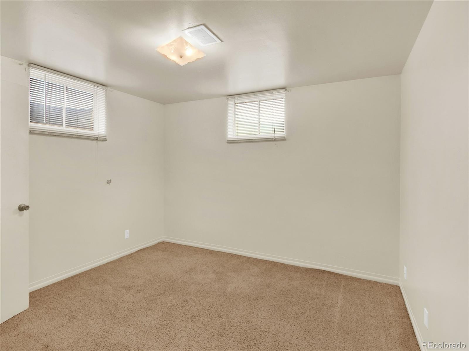 MLS Image #13 for 6800  fern drive,denver, Colorado