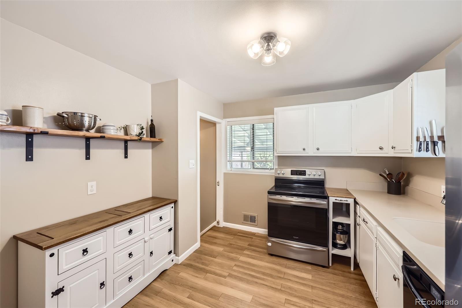 MLS Image #6 for 1475  lucille court,northglenn, Colorado