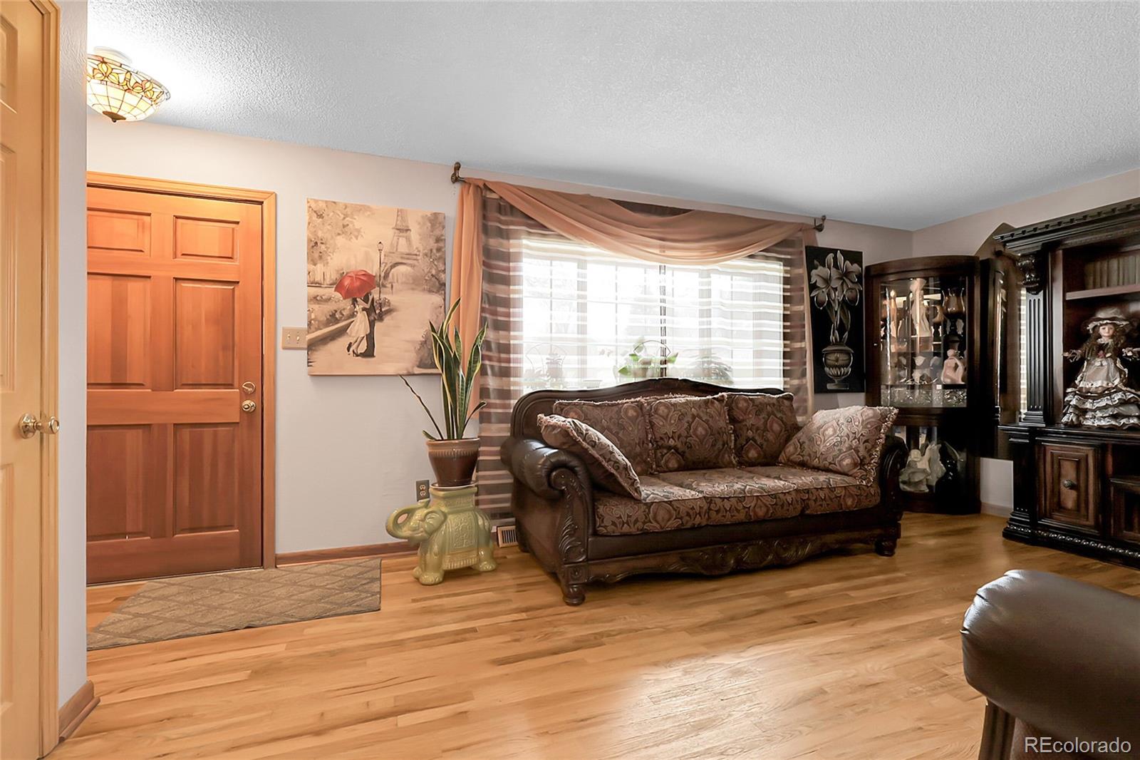 MLS Image #7 for 14867 e harvard avenue,aurora, Colorado