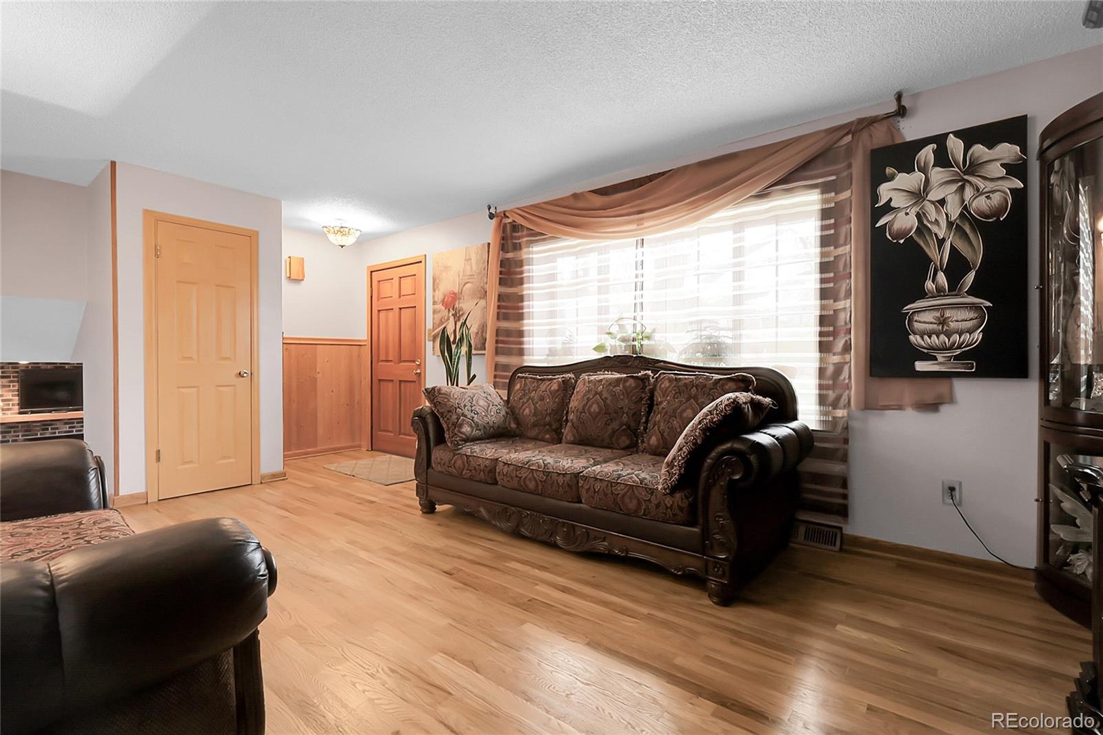 MLS Image #8 for 14867 e harvard avenue,aurora, Colorado