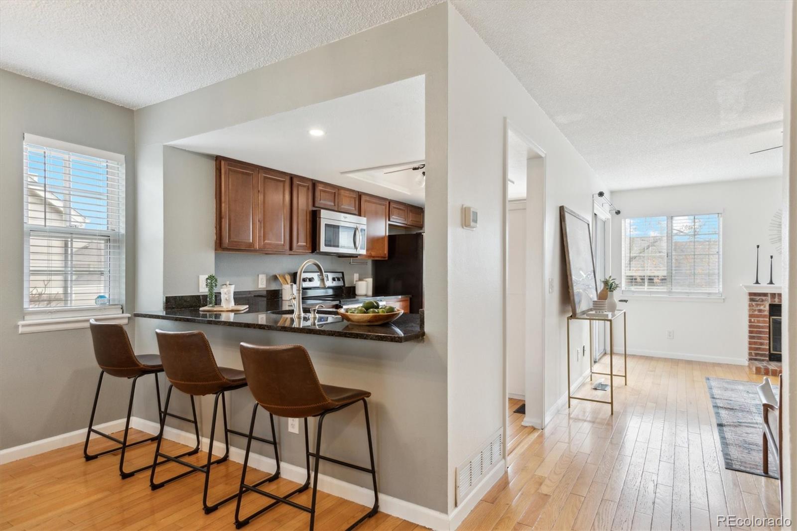 MLS Image #7 for 1470 s quebec way,denver, Colorado