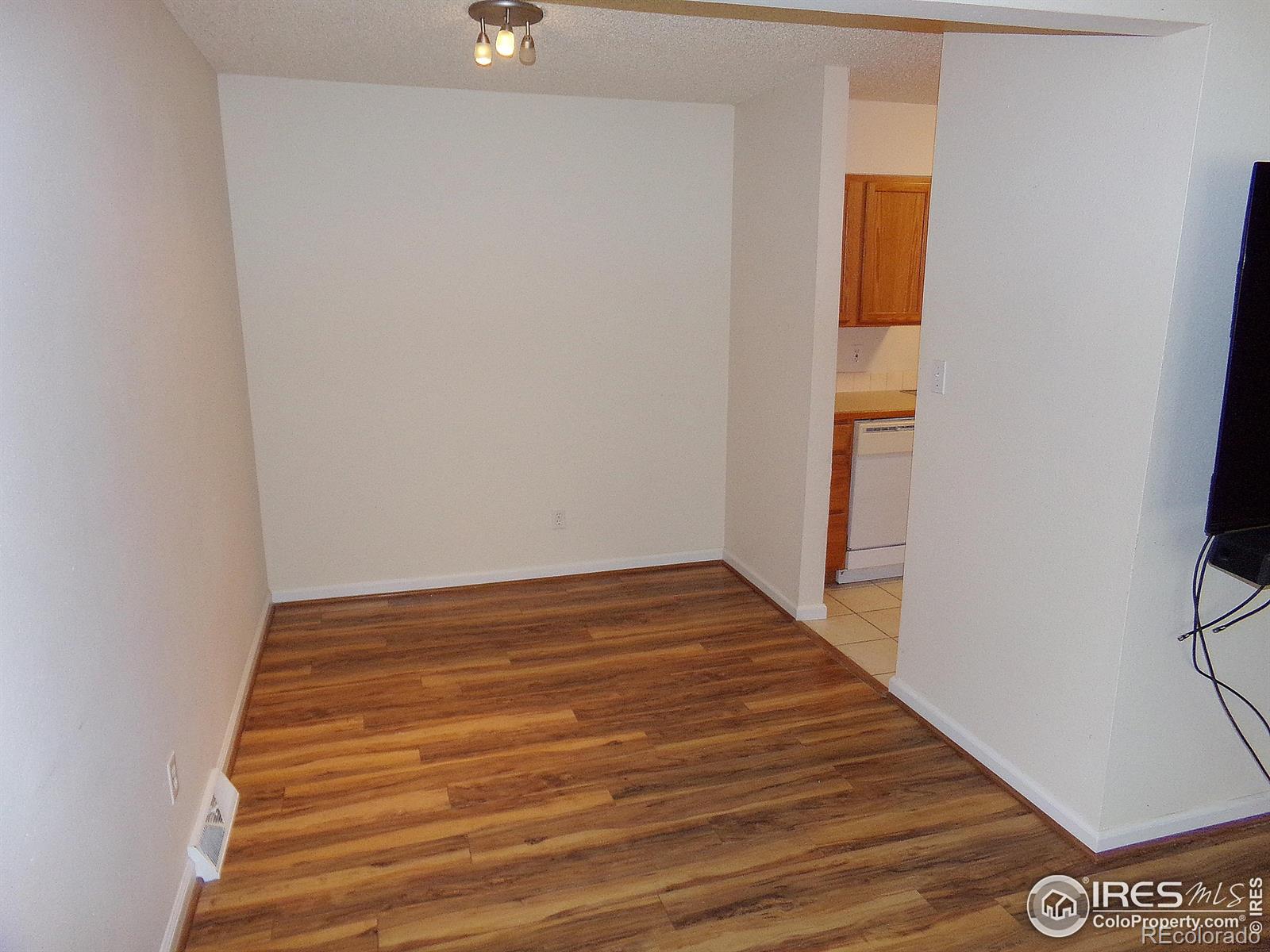MLS Image #6 for 1015  alta street,longmont, Colorado