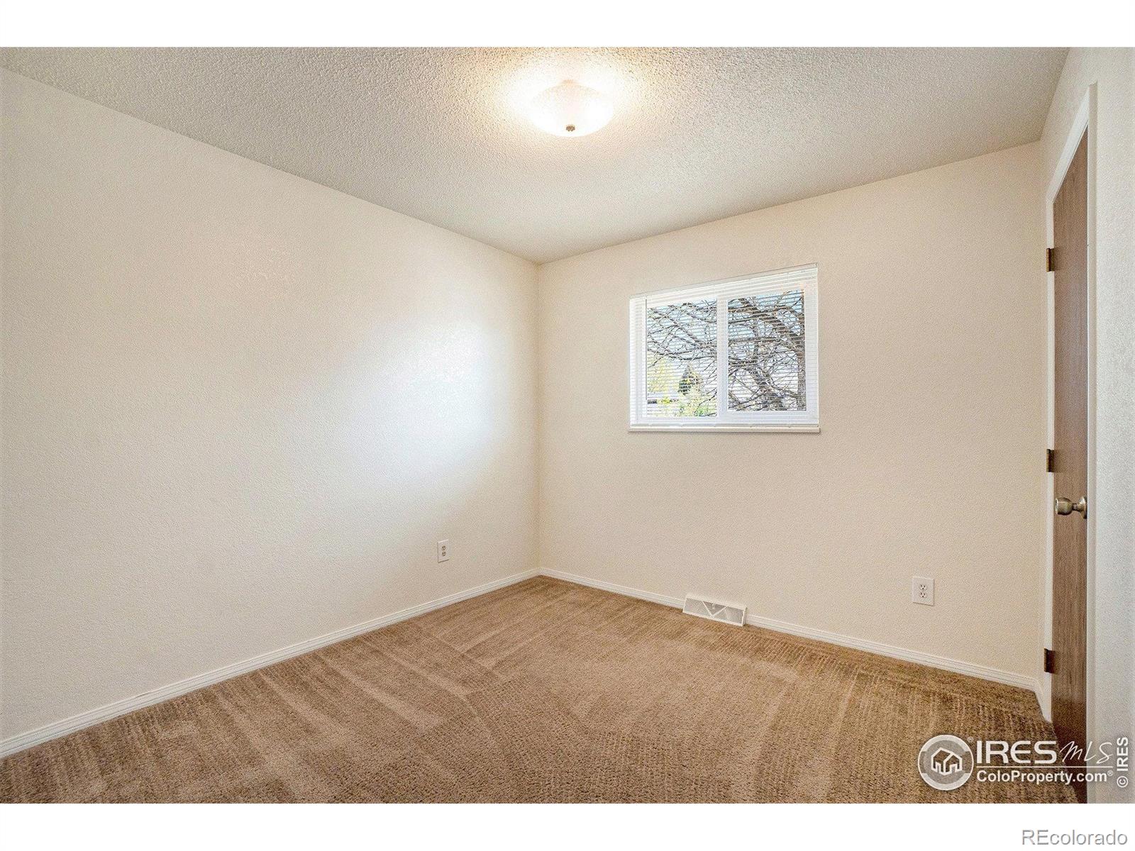 MLS Image #11 for 3311  claremont avenue,evans, Colorado