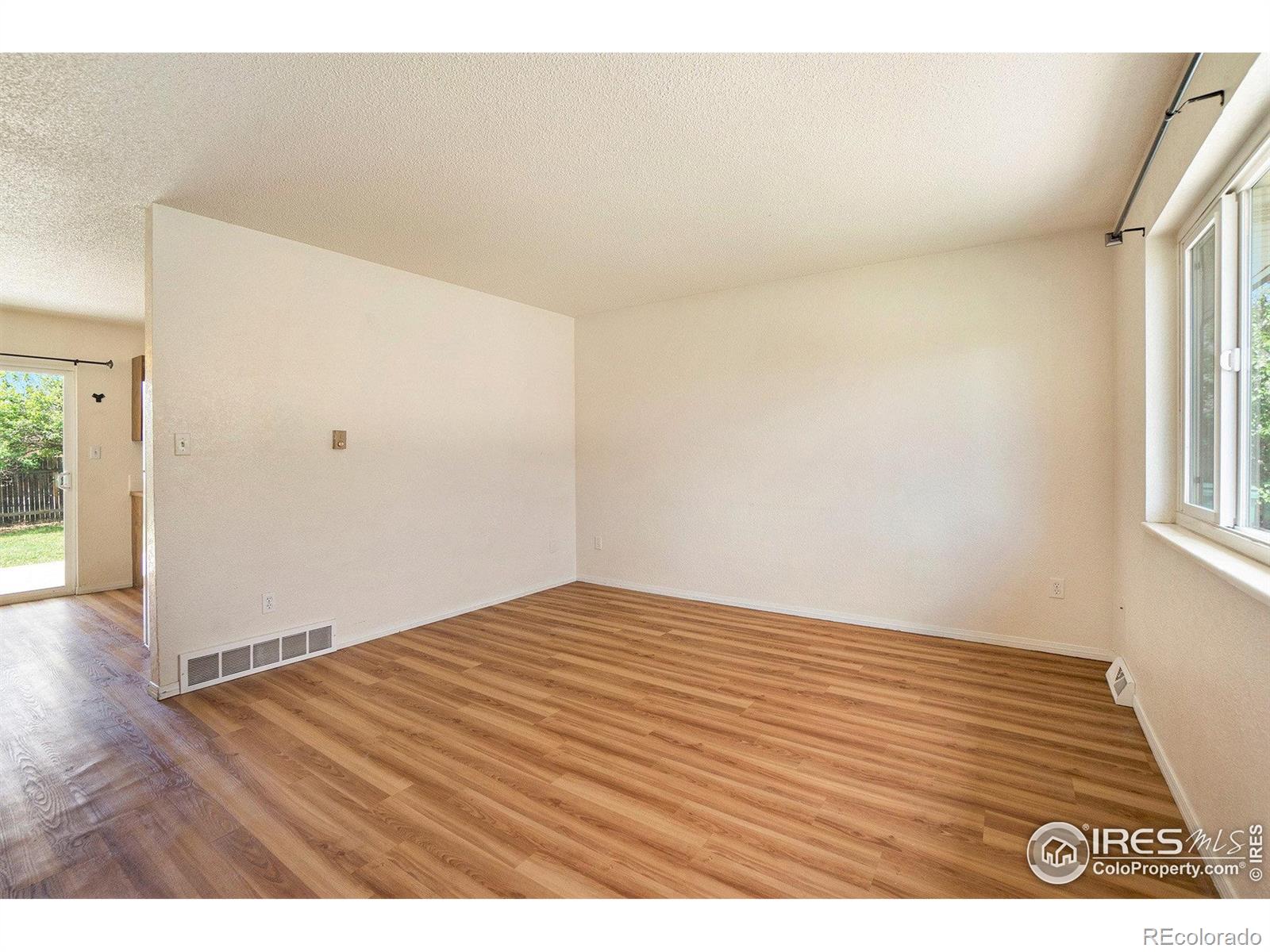 MLS Image #4 for 3311  claremont avenue,evans, Colorado
