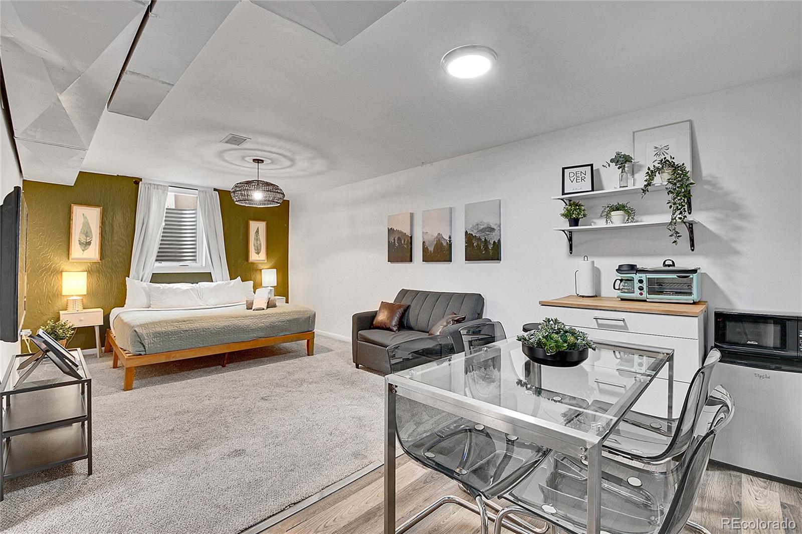 MLS Image #17 for 7001  alan drive,denver, Colorado