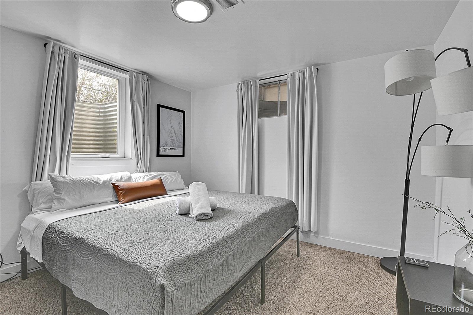 MLS Image #19 for 7001  alan drive,denver, Colorado