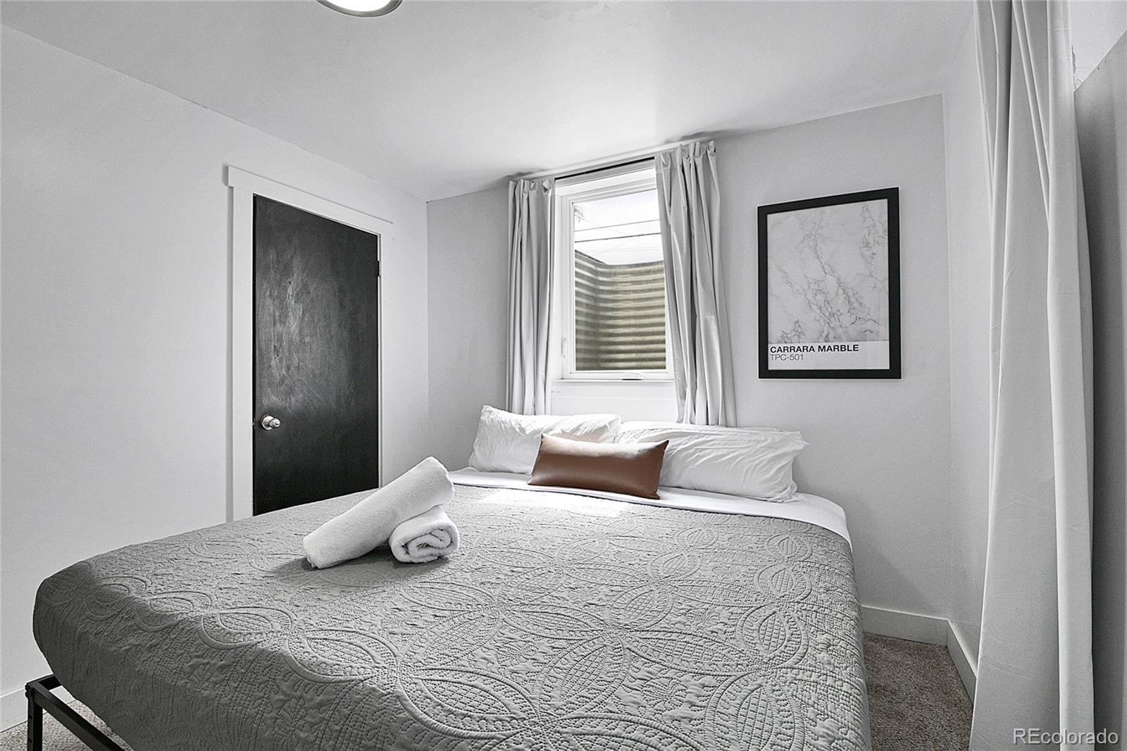 MLS Image #20 for 7001  alan drive,denver, Colorado