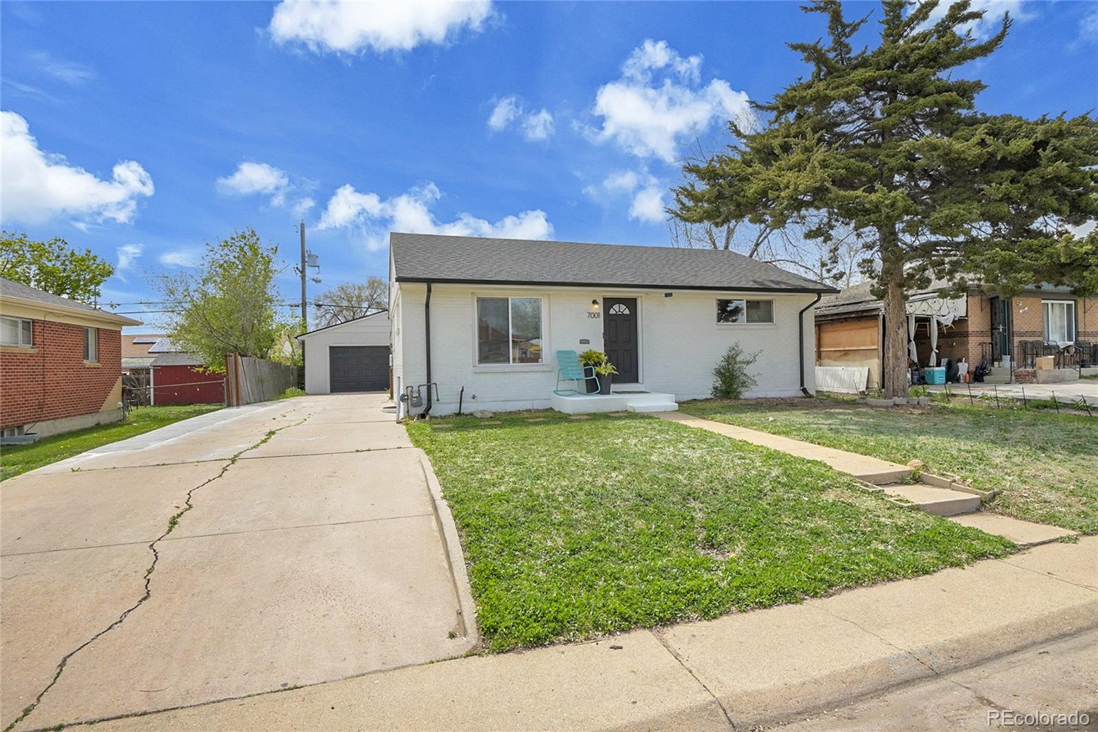 MLS Image #3 for 7001  alan drive,denver, Colorado