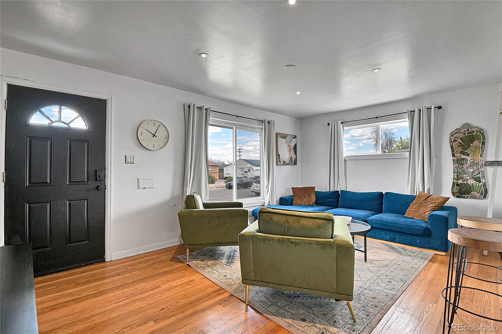 MLS Image #5 for 7001  alan drive,denver, Colorado