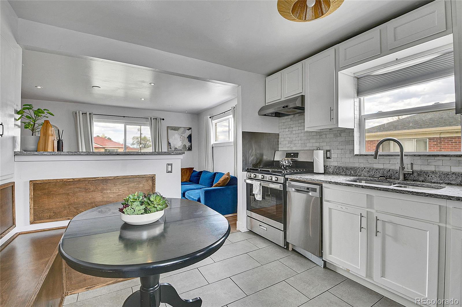 MLS Image #9 for 7001  alan drive,denver, Colorado