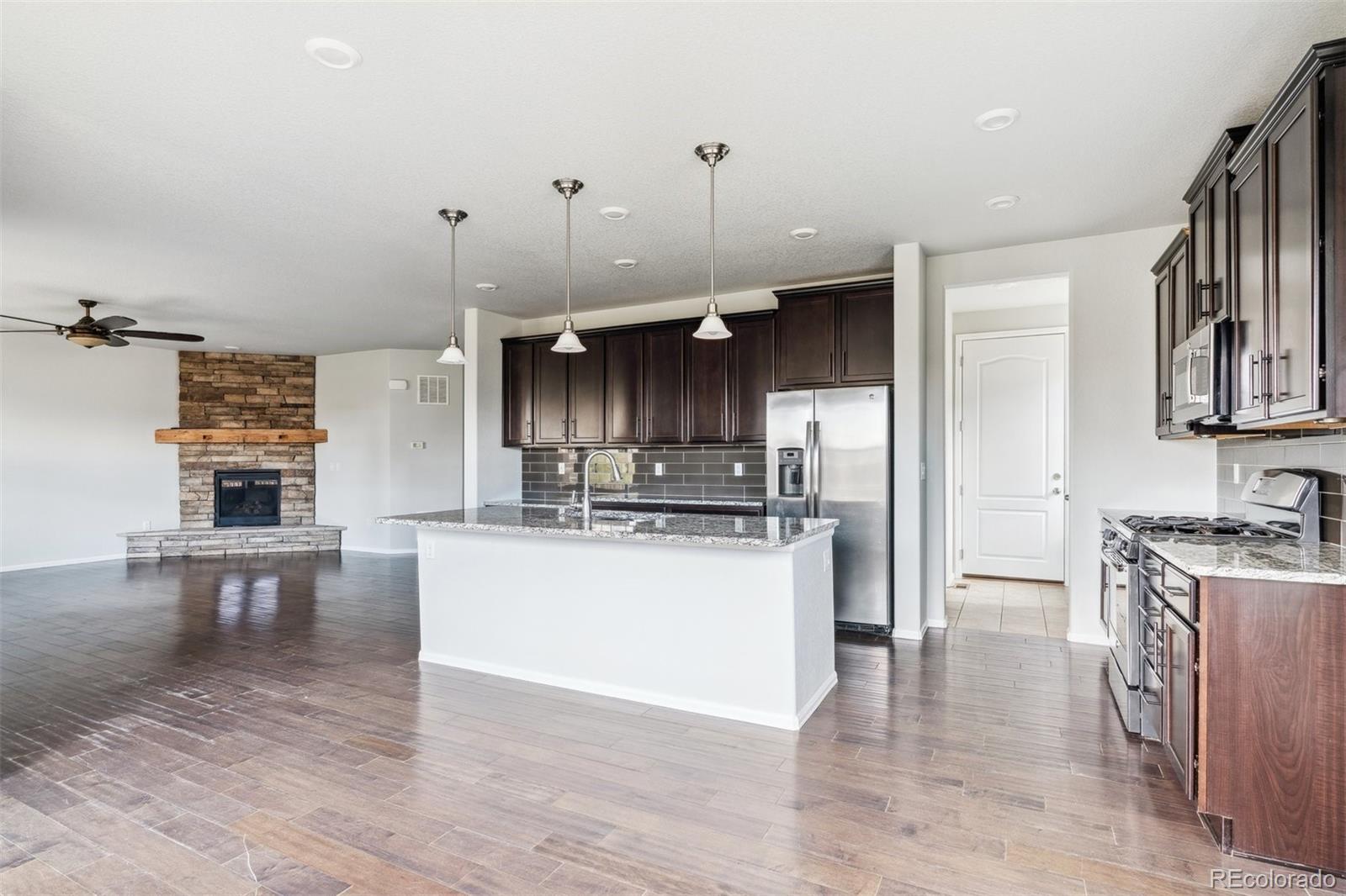 MLS Image #4 for 13440  monaco street,thornton, Colorado