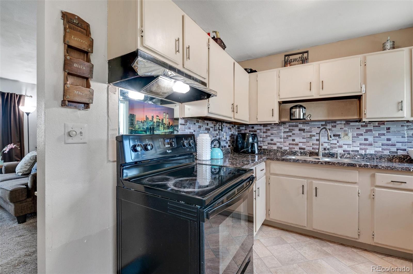 MLS Image #7 for 2015  hampton ,colorado springs, Colorado