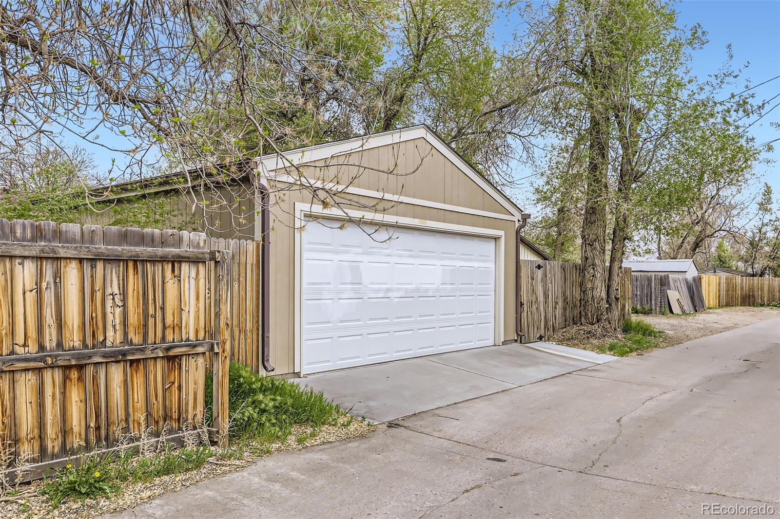 MLS Image #27 for 4425 s lincoln street,englewood, Colorado