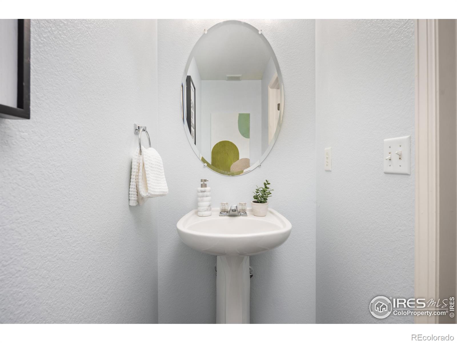 MLS Image #12 for 1887  twin lakes circle,loveland, Colorado