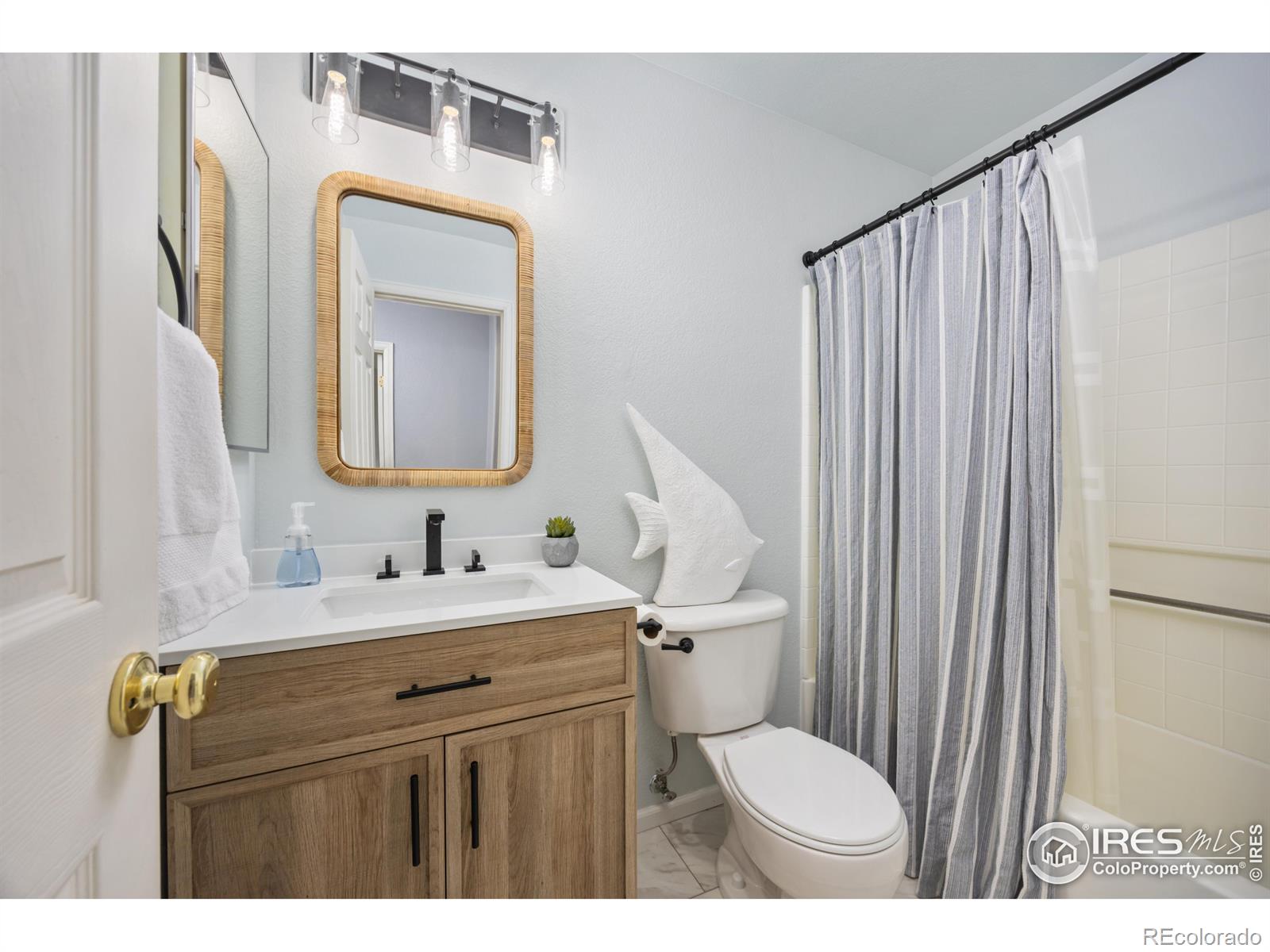 MLS Image #20 for 1887  twin lakes circle,loveland, Colorado