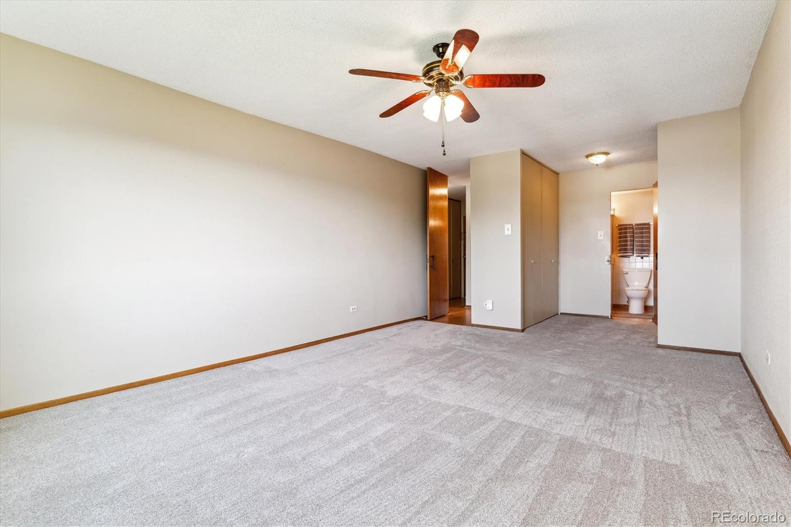 MLS Image #15 for 750 s alton way,denver, Colorado