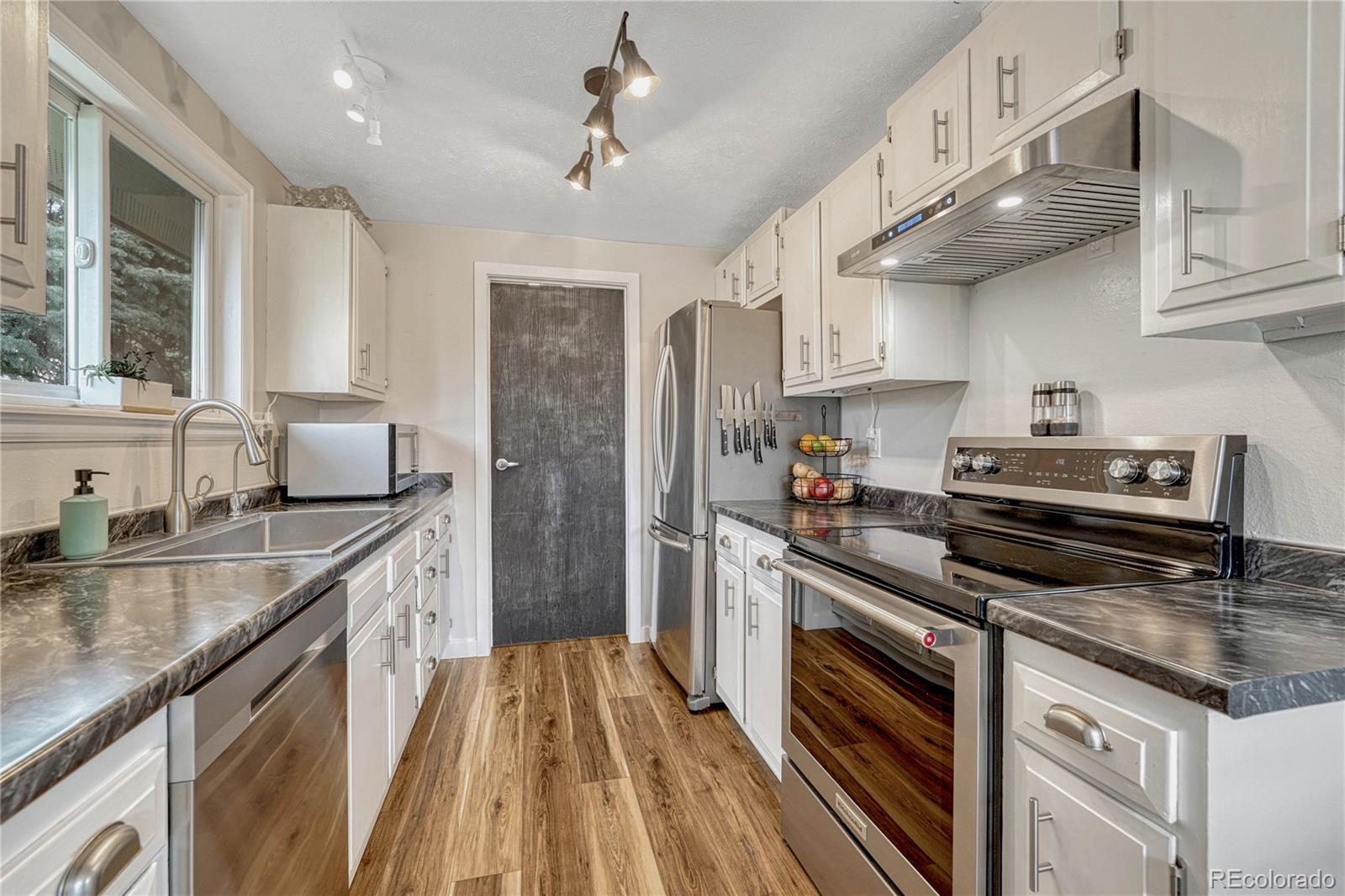MLS Image #9 for 9401  otis street,broomfield, Colorado
