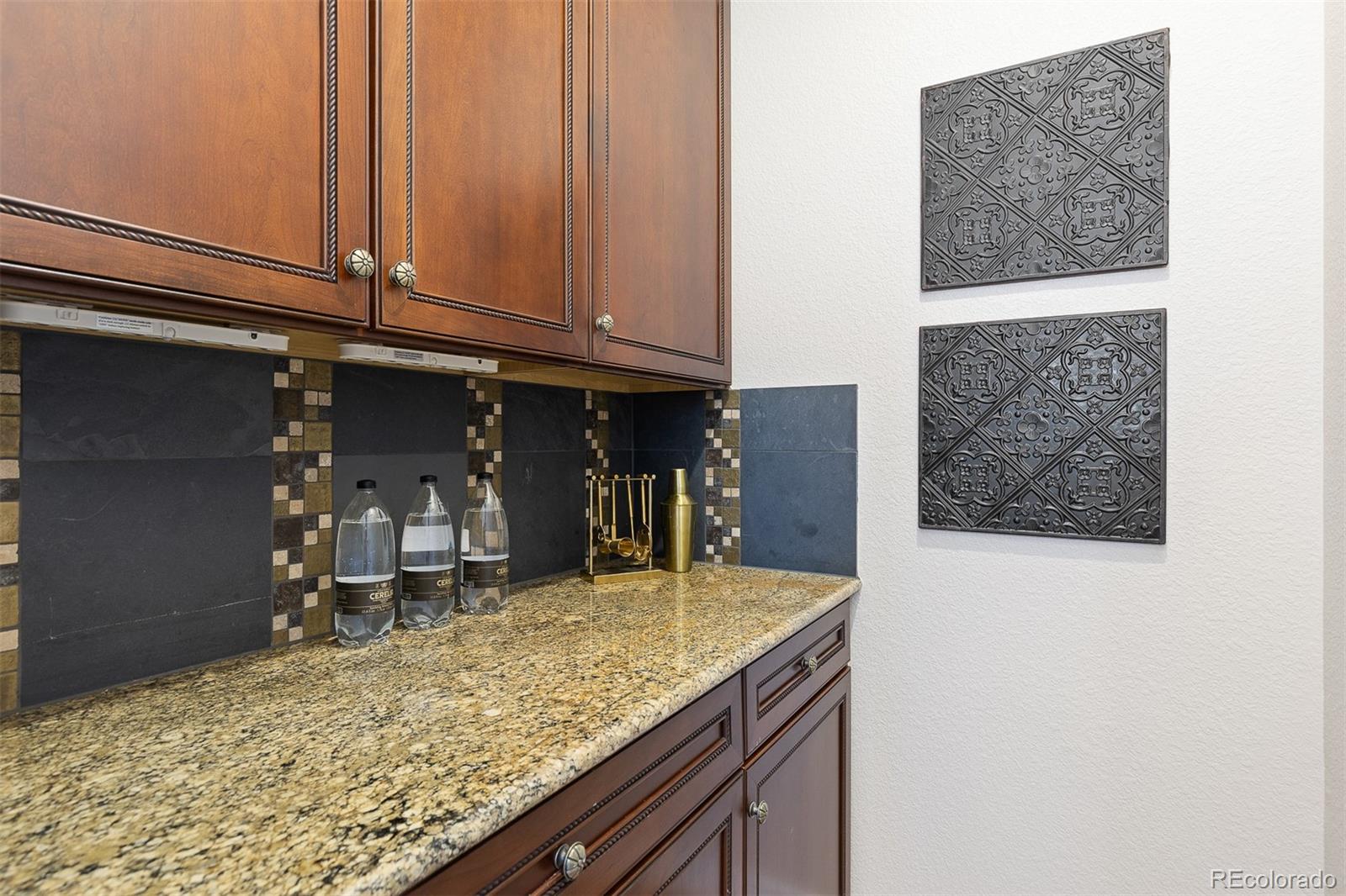 MLS Image #11 for 9450  sori lane,highlands ranch, Colorado