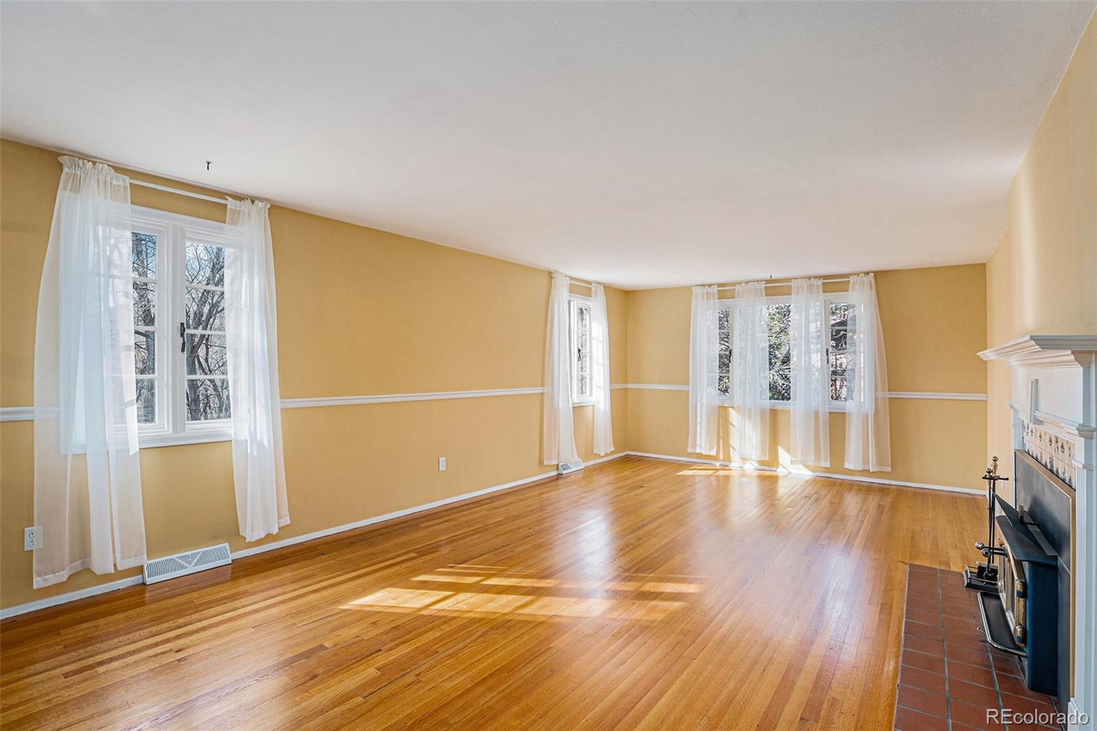 MLS Image #2 for 419  chamberlin place,colorado springs, Colorado