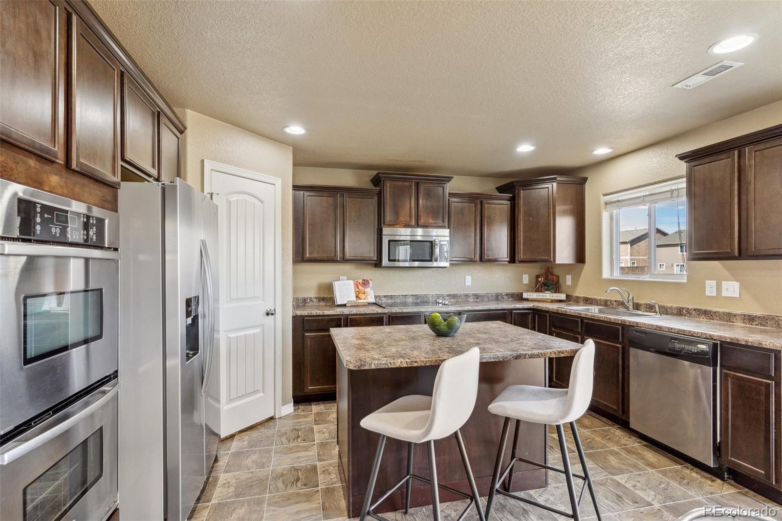 MLS Image #9 for 3823  winter sun drive,colorado springs, Colorado