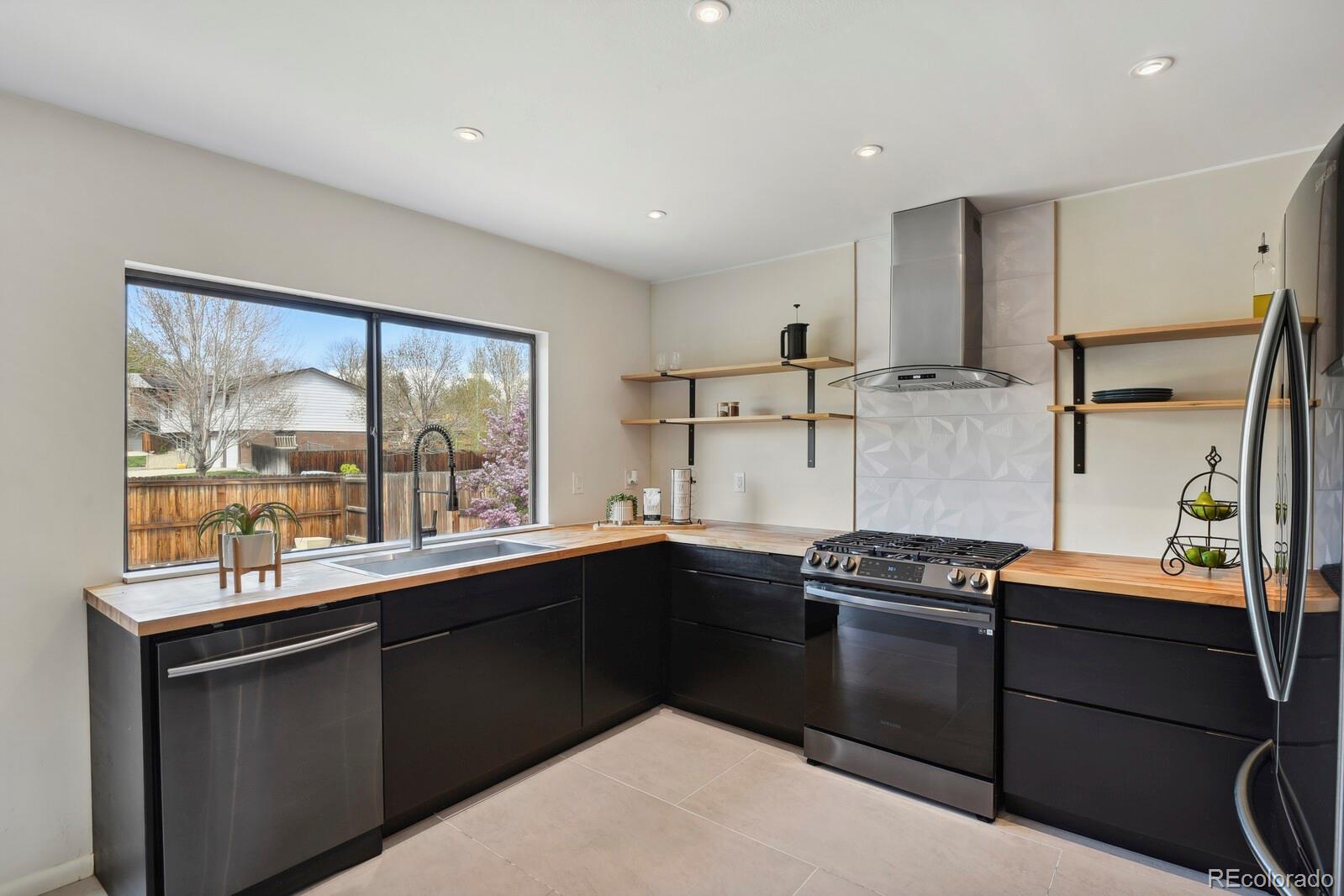 MLS Image #8 for 8174  field circle,arvada, Colorado